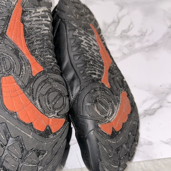 Black Athletic unisex Shoes size 42 US size 8 - Picture 5 of 6